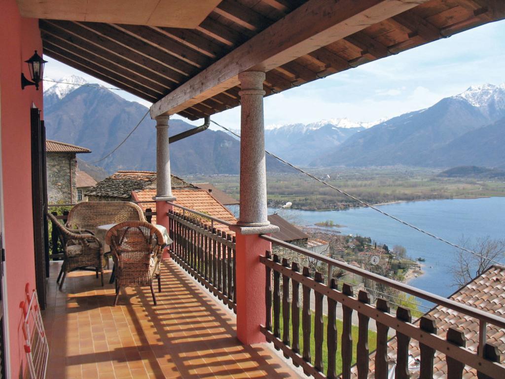 Residence Casa Rosa Gera Lario Esterno foto