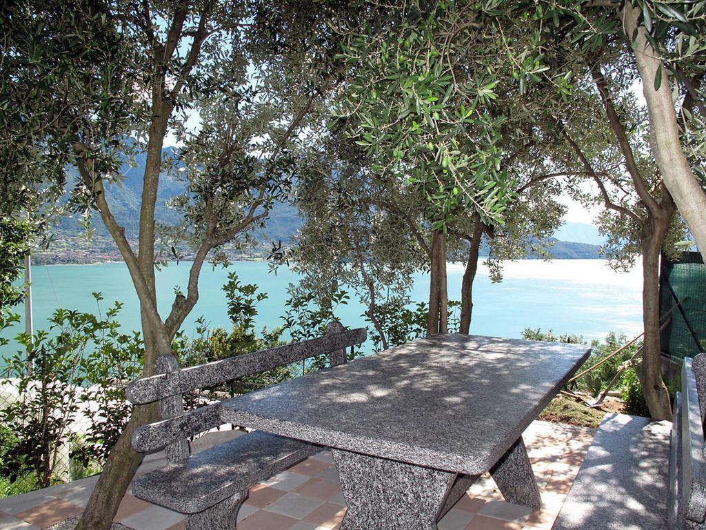 Residence Casa Rosa Gera Lario Esterno foto
