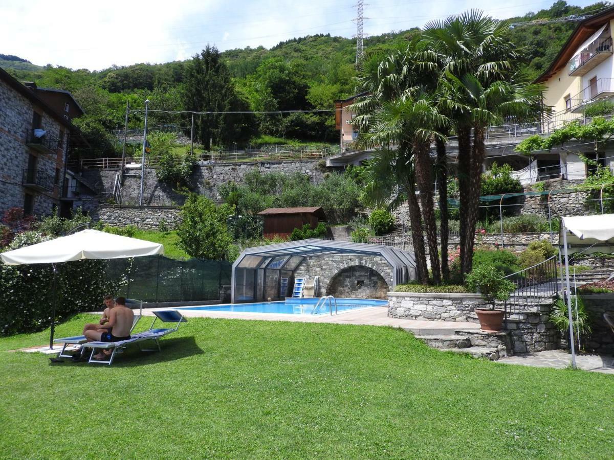 Residence Casa Rosa Gera Lario Esterno foto